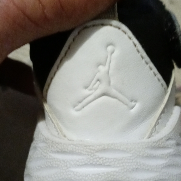 Shoes - Picture 3 of 4